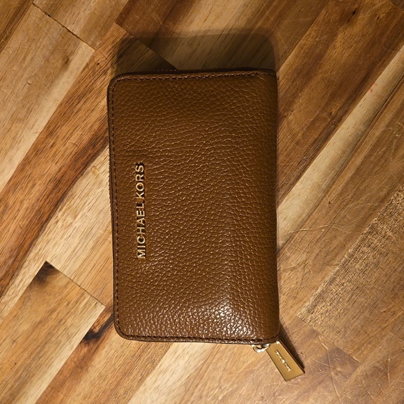 Michael Kors Accessories - Michael Kors wallet